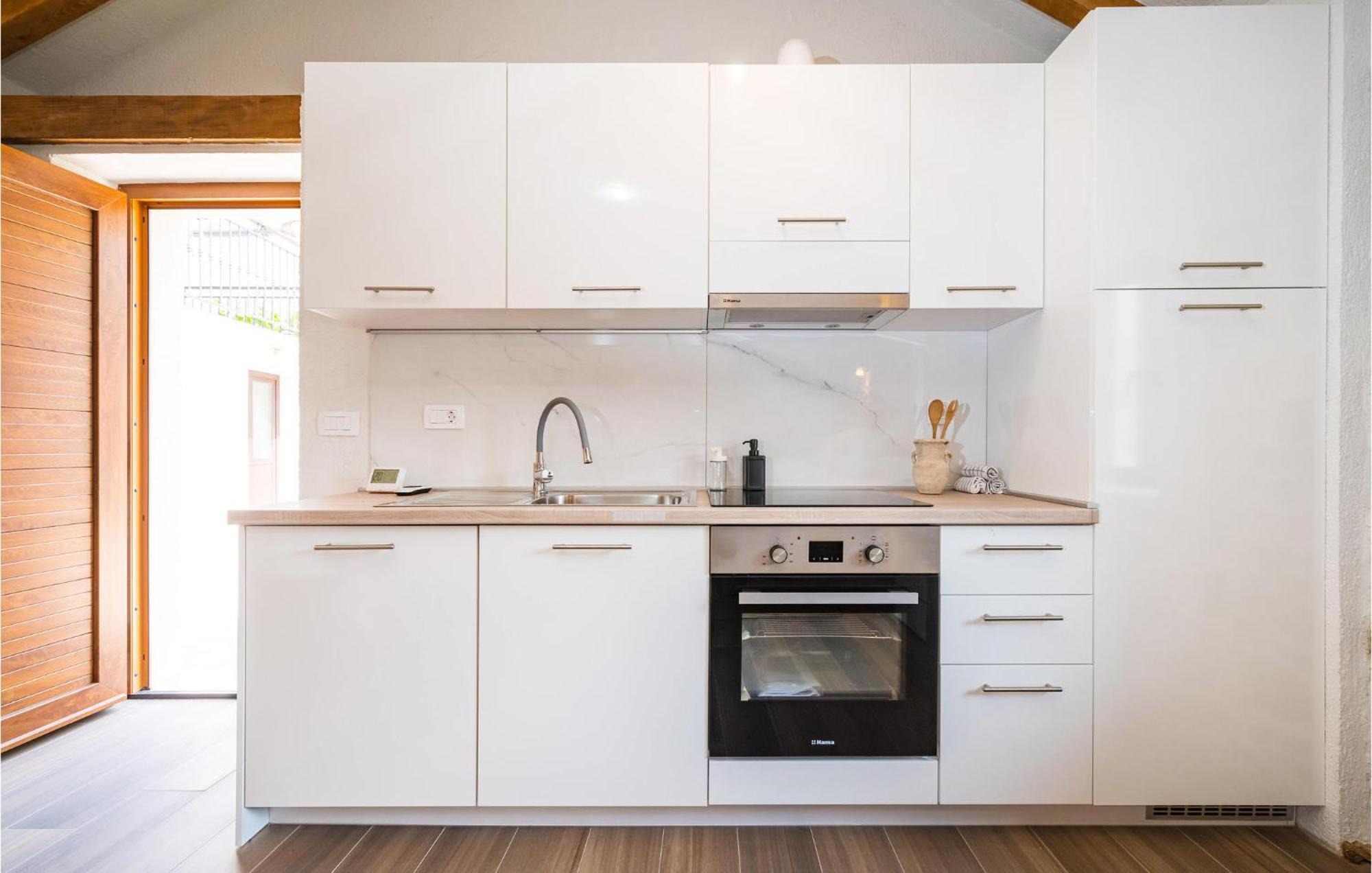 Pet Friendly Home In Murvica With Kitchen מראה חיצוני תמונה
